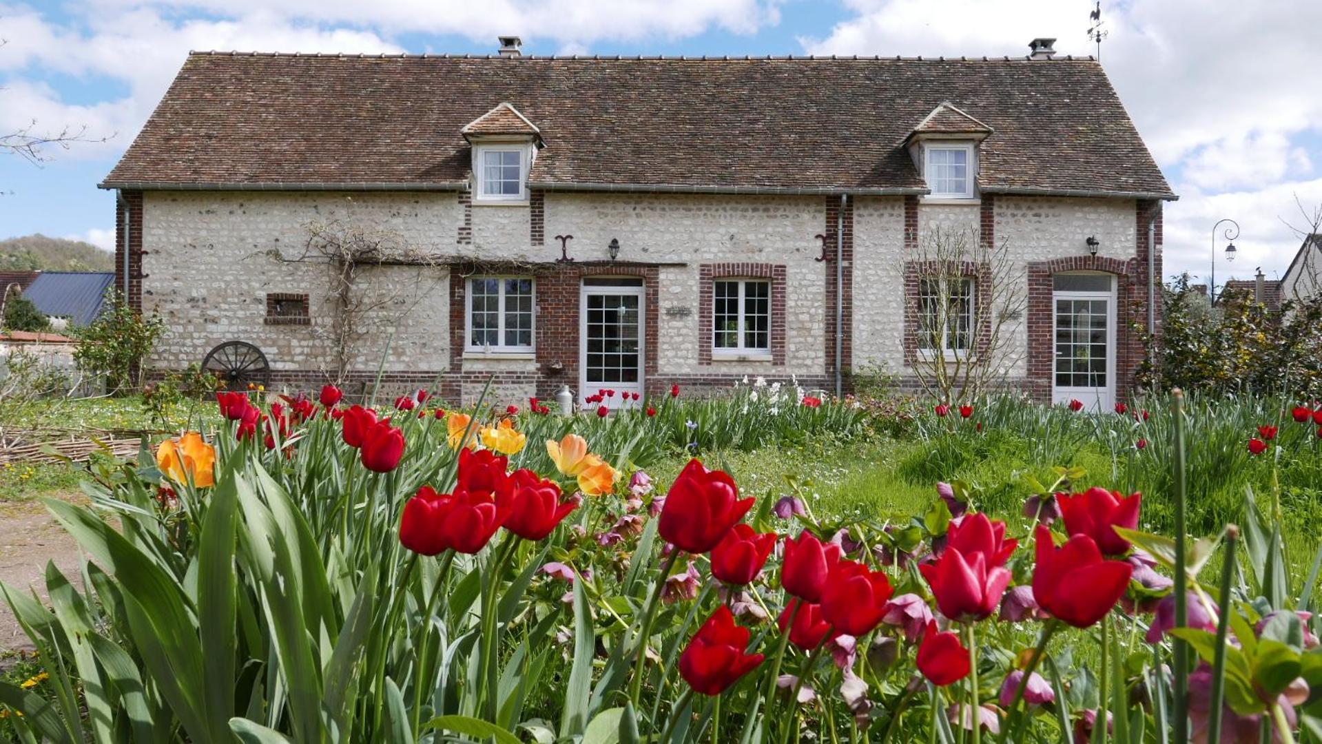 הוילה Poses Les Jardins De Felicie מראה חיצוני תמונה